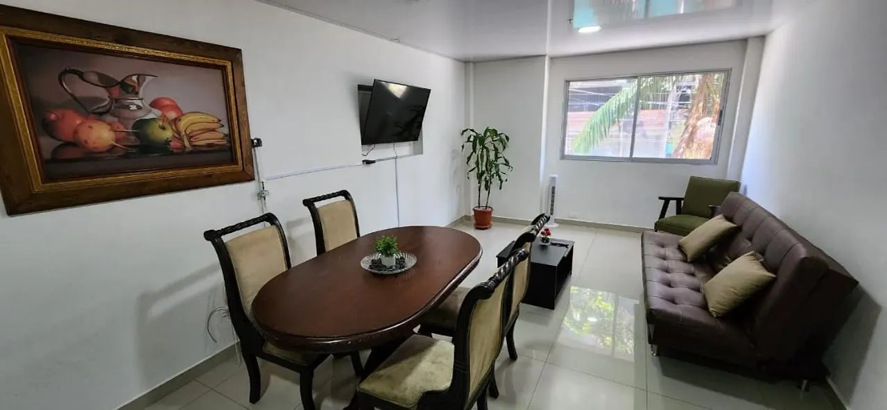 Casa Laureles 2Do Parque Apartment Medellin